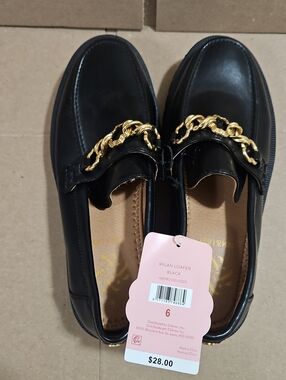 Sam & Libby Black Loafers with Gold Chain Accent